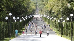 Парки и скверы курортных городов благоустроят на Ставрополье