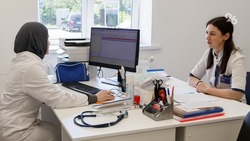 Бригада врачей осмотрела более 100 пациентов в селе Сенгилеевском