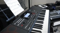 Школа искусств Солнечнодольска получит новые музыкальные инструменты в апреле