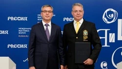Губернатор Владимиров подписал соглашение о сотрудничестве Ставрополья с ВДНХ