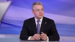 Губернатор Владимиров напомнил ставропольцам про День отца и показал школу своих детей