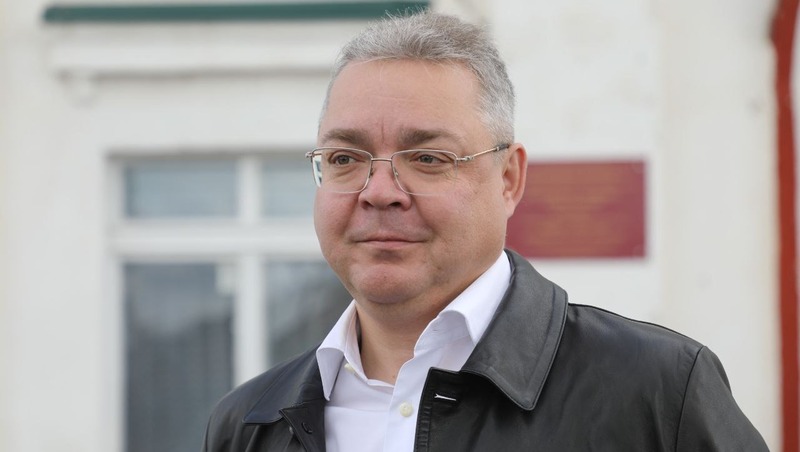 Владимир Владимиров поздравил ставропольцев с Днём защиты детей