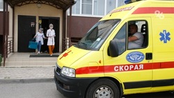 Ещё одна больница Ставрополья получила санитарный автомобиль