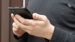 Эксперты рассказали о самых резонансных фейках 2025 года