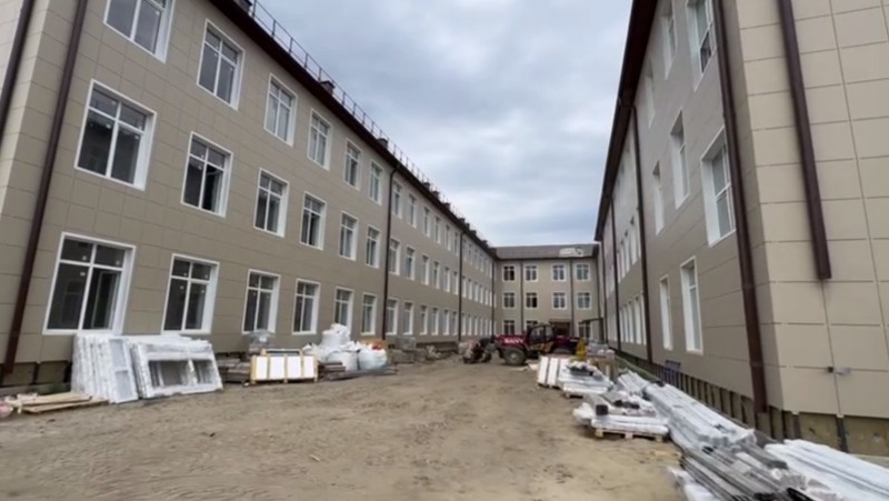 Почти на 70% готова новая школа на 900 мест в Михайловске
