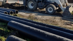 Новый водовод прокладывают в Михайловске