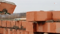 Администрация Ставрополя займётся вопросом аварийной стены по улице Лермонтова