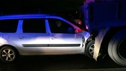 Водитель легкового автомобиля пострадал в результате столкновения с КамАЗом в Шпаковском округе