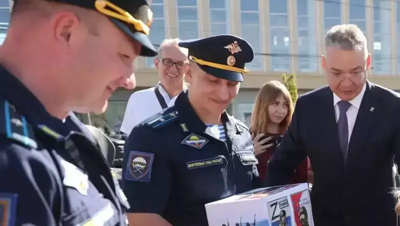 Глава Ставрополья передал партию техники и экипировки участникам СВО в День края