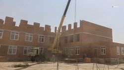 Строительная готовность детского сада в Михайловске достигает 40%