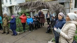 В Ставрополе в канун Дня Победы прошла акция «Поздравляем ветеранов всем двором»