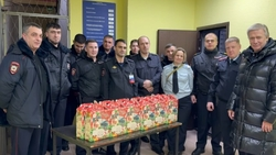 Глава Шпаковского округа поздравил с Новым годом сотрудников спецслужб