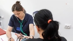 Больница Шпаковского округа укомплектована кадрами на 97%